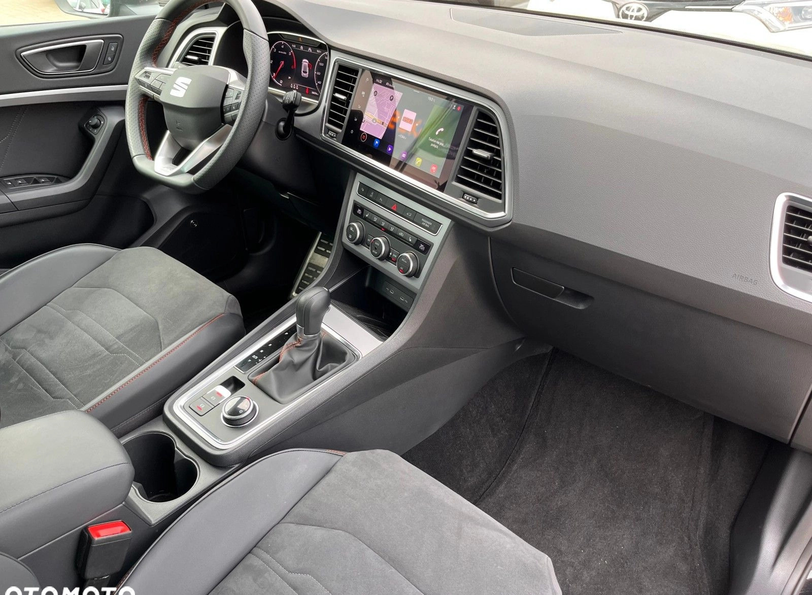 Seat Ateca cena 139900 przebieg: 26647, rok produkcji 2023 z Rudnik nad Sanem małe 781